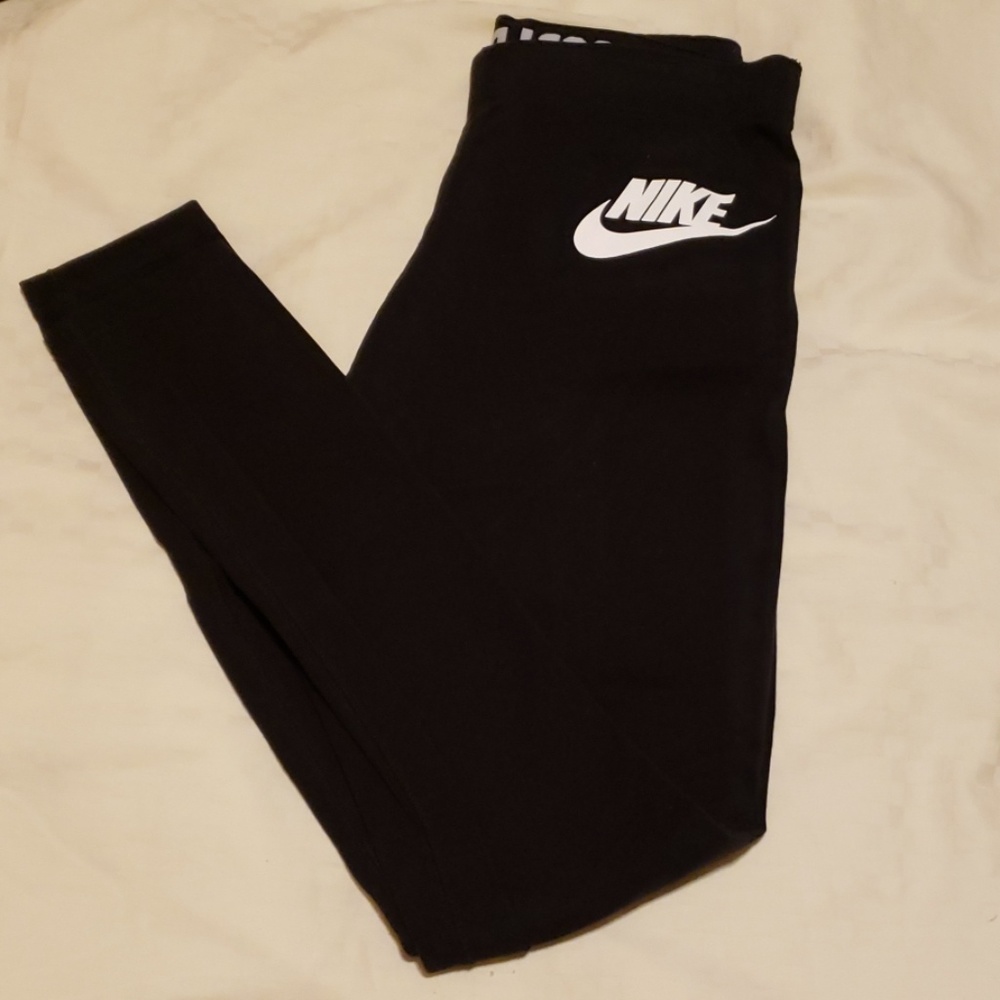 Nike leggings